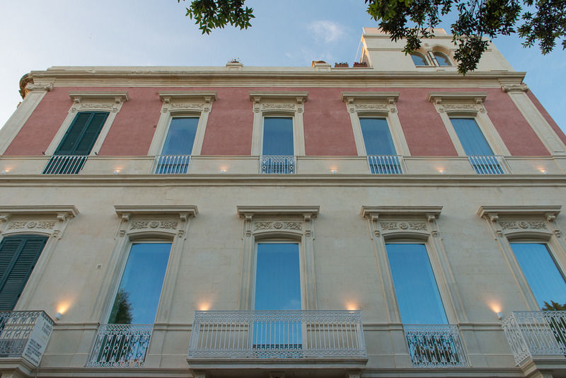Le Bifore Charming House Lecce Exterior photo